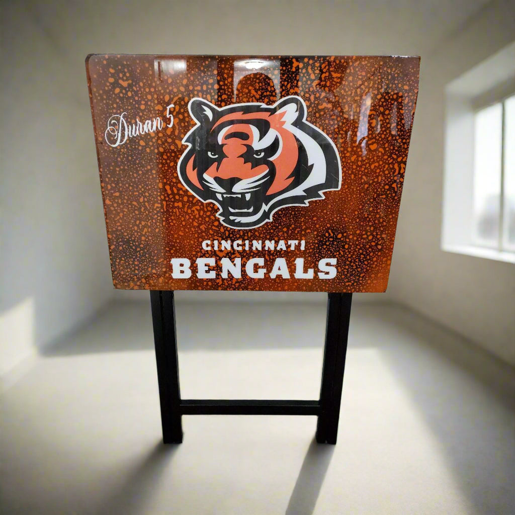Bengals Speckled Table