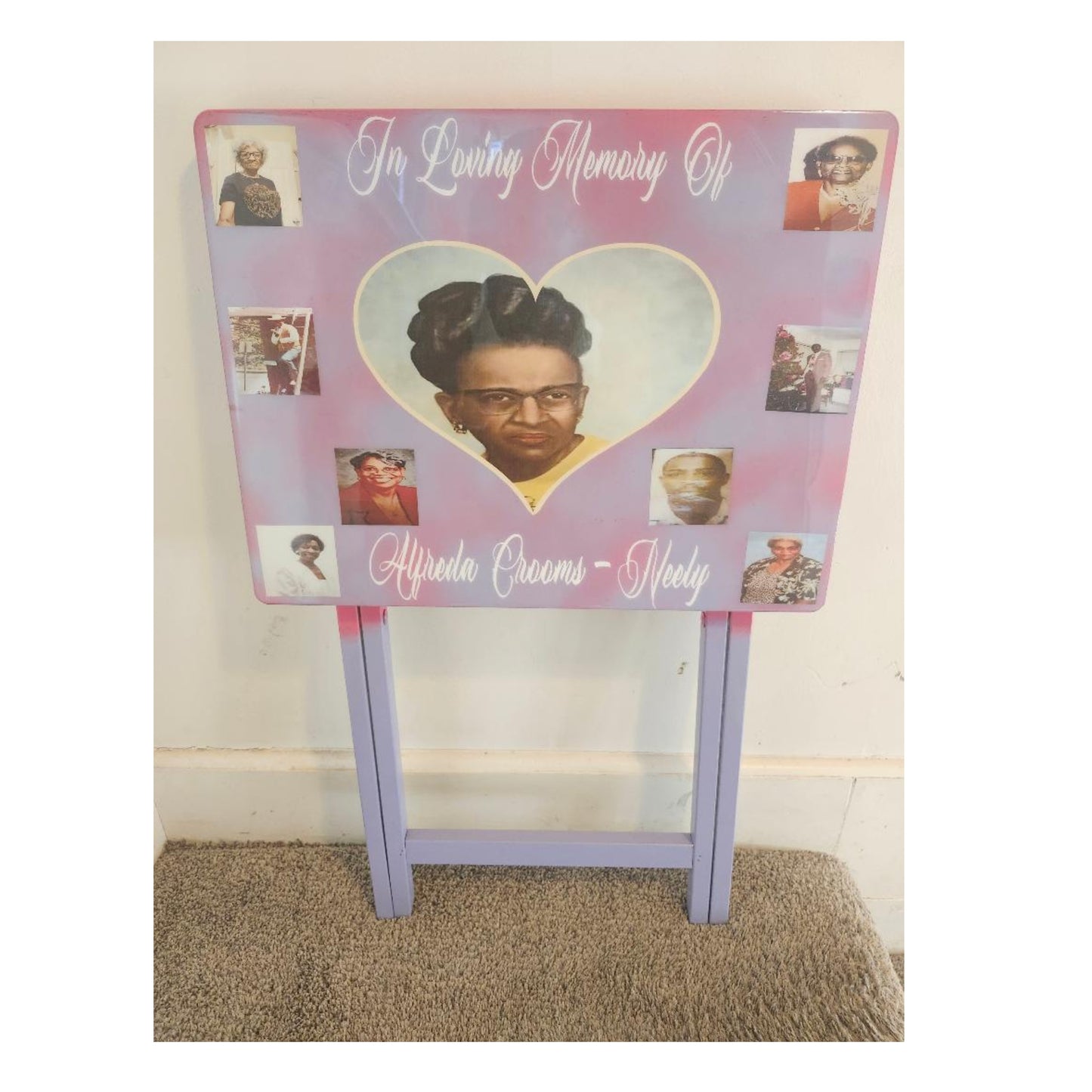 MOM IN LOVING MEMORY TABLE ( 8 PHOTOS )