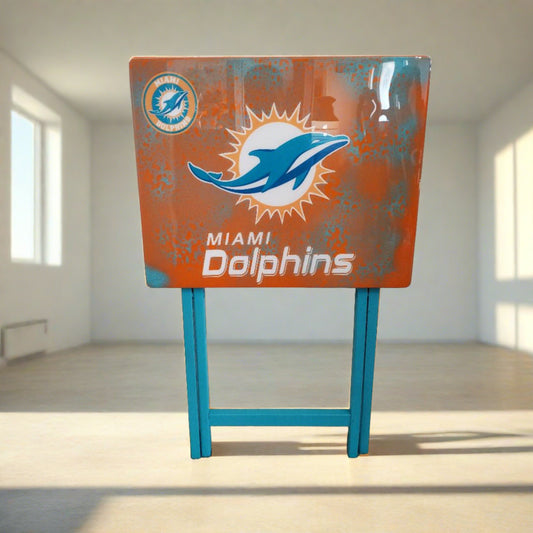 Dolphins Table